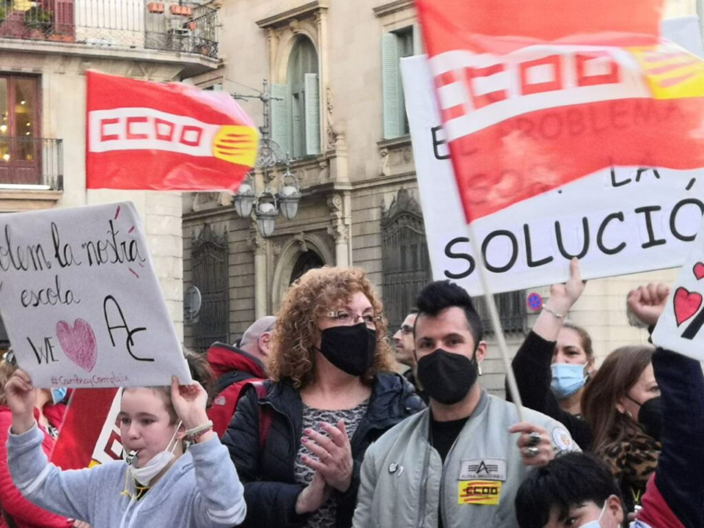 Ana Gonzalez, a la concentració d'Acadèmia Cultura a Plaça Sant Jaume el passat 17 de febrer.